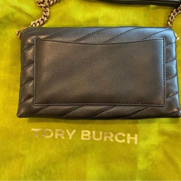 TORI BURCH Kira Chevron Wallet With Gold Chain - Picture 3 of 16